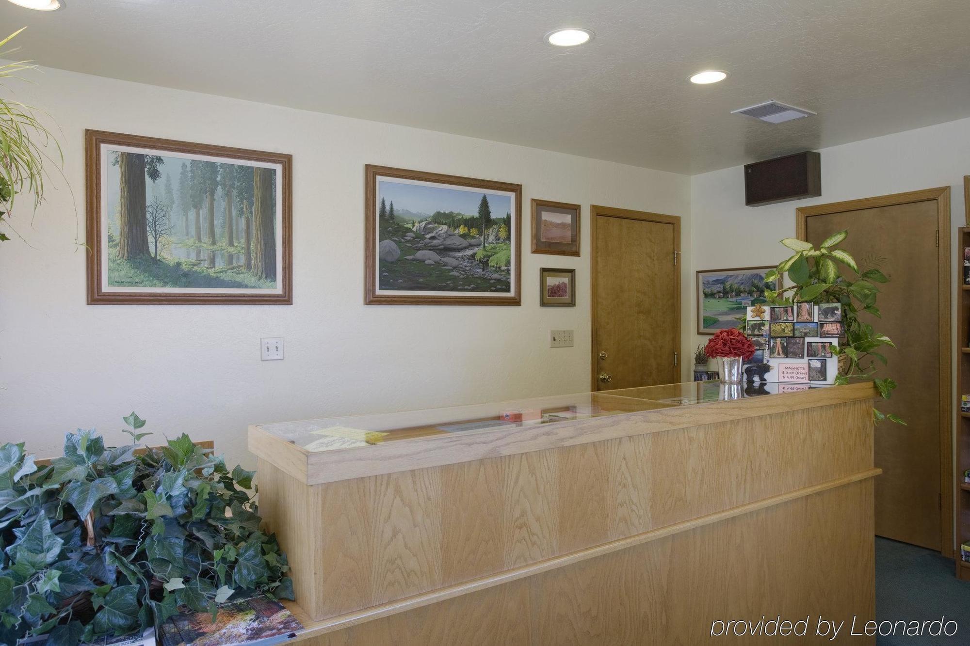 Lazy J Ranch Motel 쓰리리버스 내부 사진